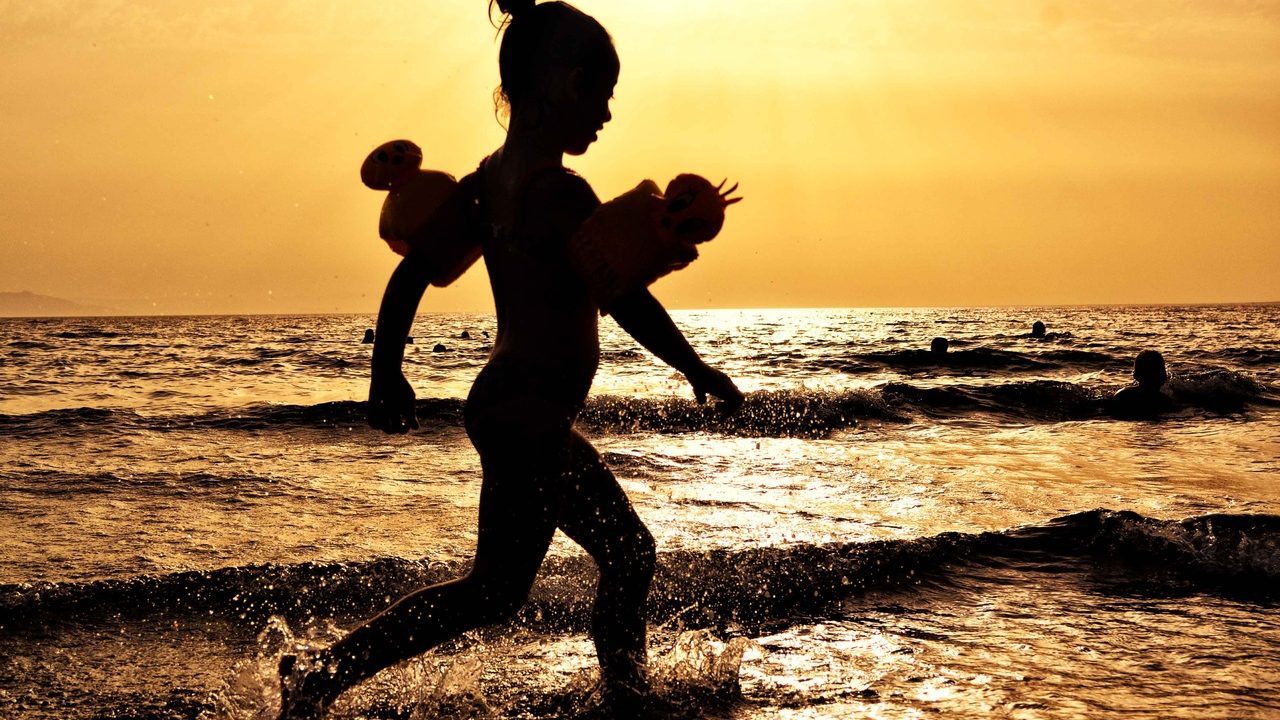 pen to print showcase write on poem poetry ann dineen southend